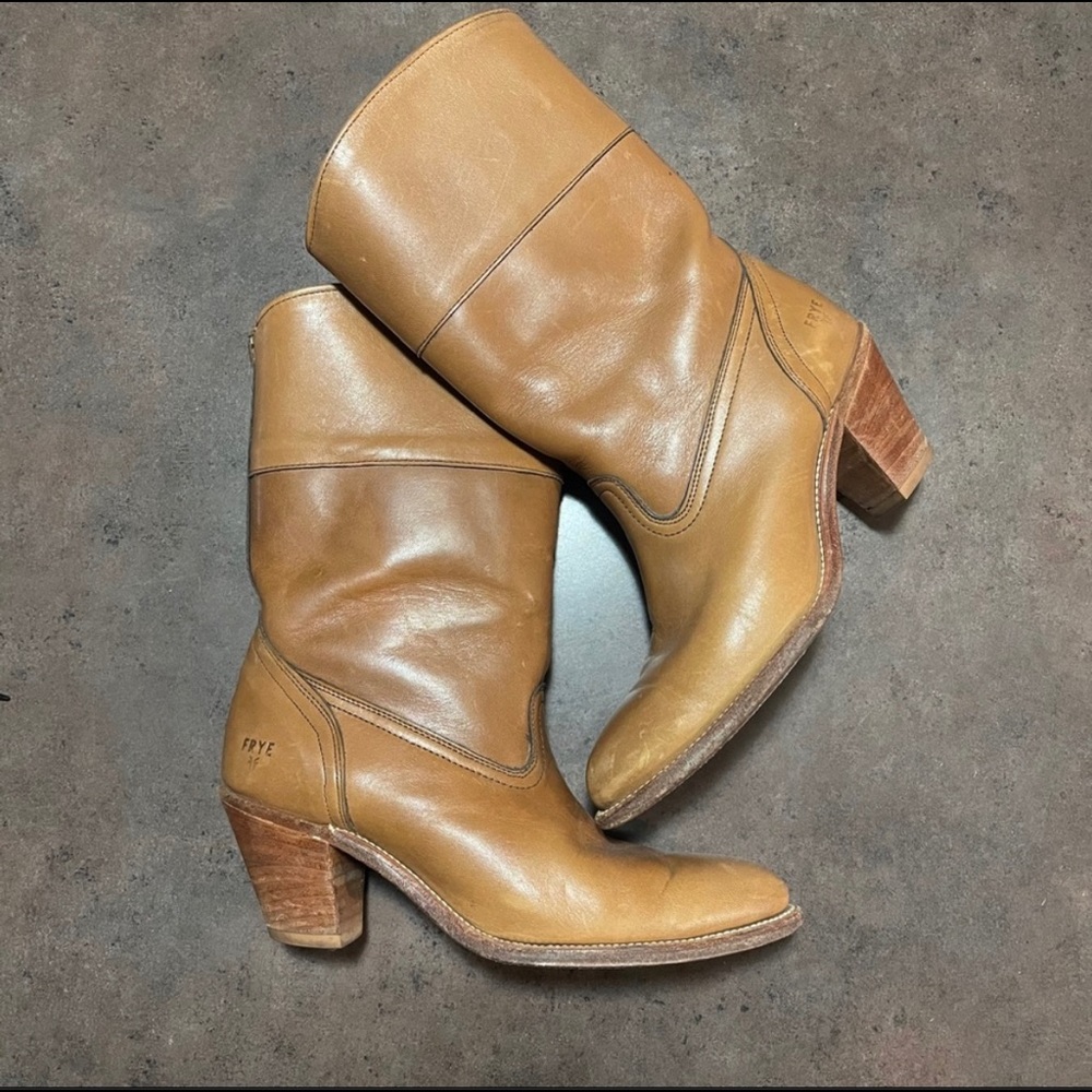 Vintage Frye calf high boots